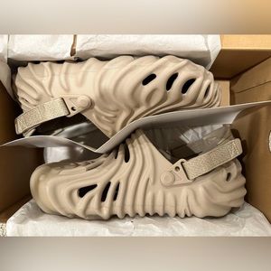 Salehe Bembury X Crocs Pollex Clog (Horchata)